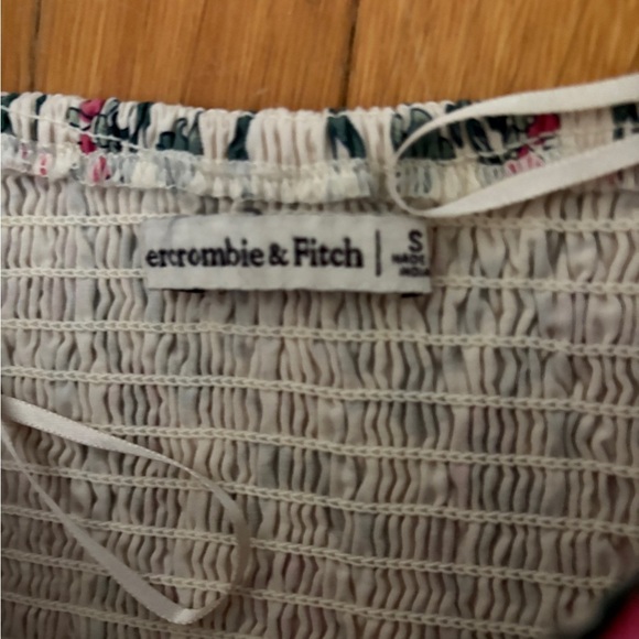 Abercrombie & Fitch Poplin puff sleeve top - Picture 3 of 5